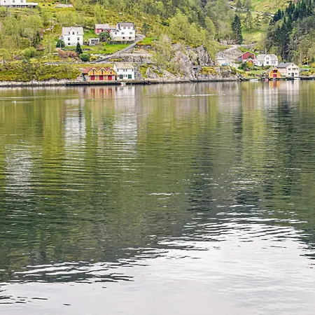 2 Bedroom Gorgeous In Saevareid * Sævareid