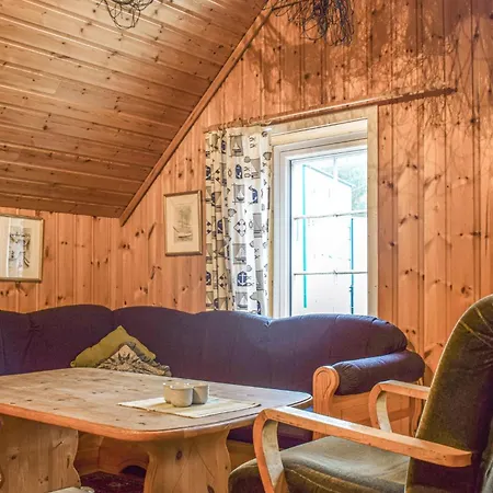 Dom wakacyjny 2 Bedroom Gorgeous In Saevareid *