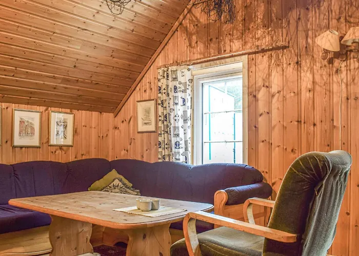 Сasa de vacaciones 2 Bedroom Gorgeous In Saevareid *